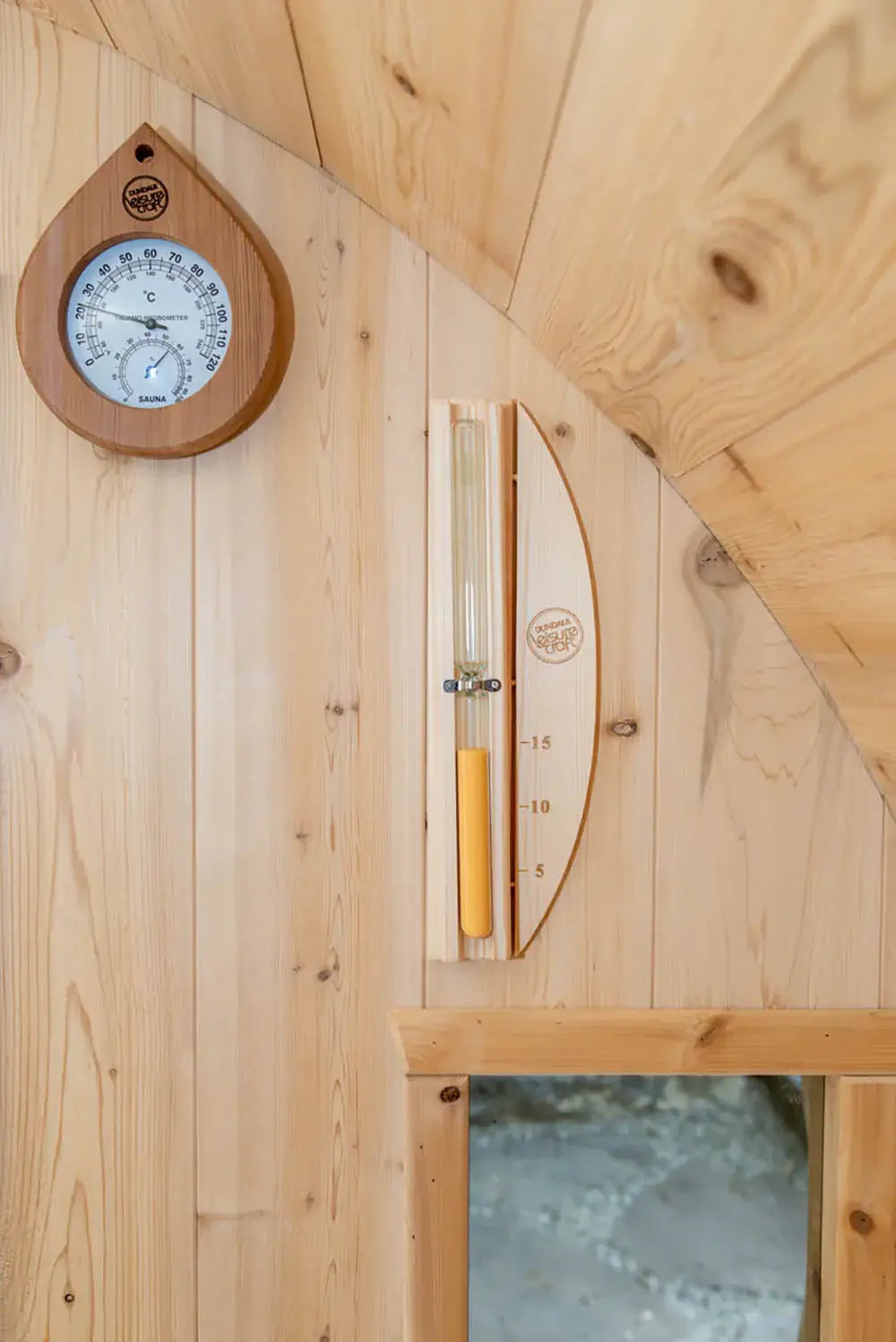 Dundalk Leisurecraft Canadian Timber 6-Person Tranquility Barrel Sauna | CTC2345W