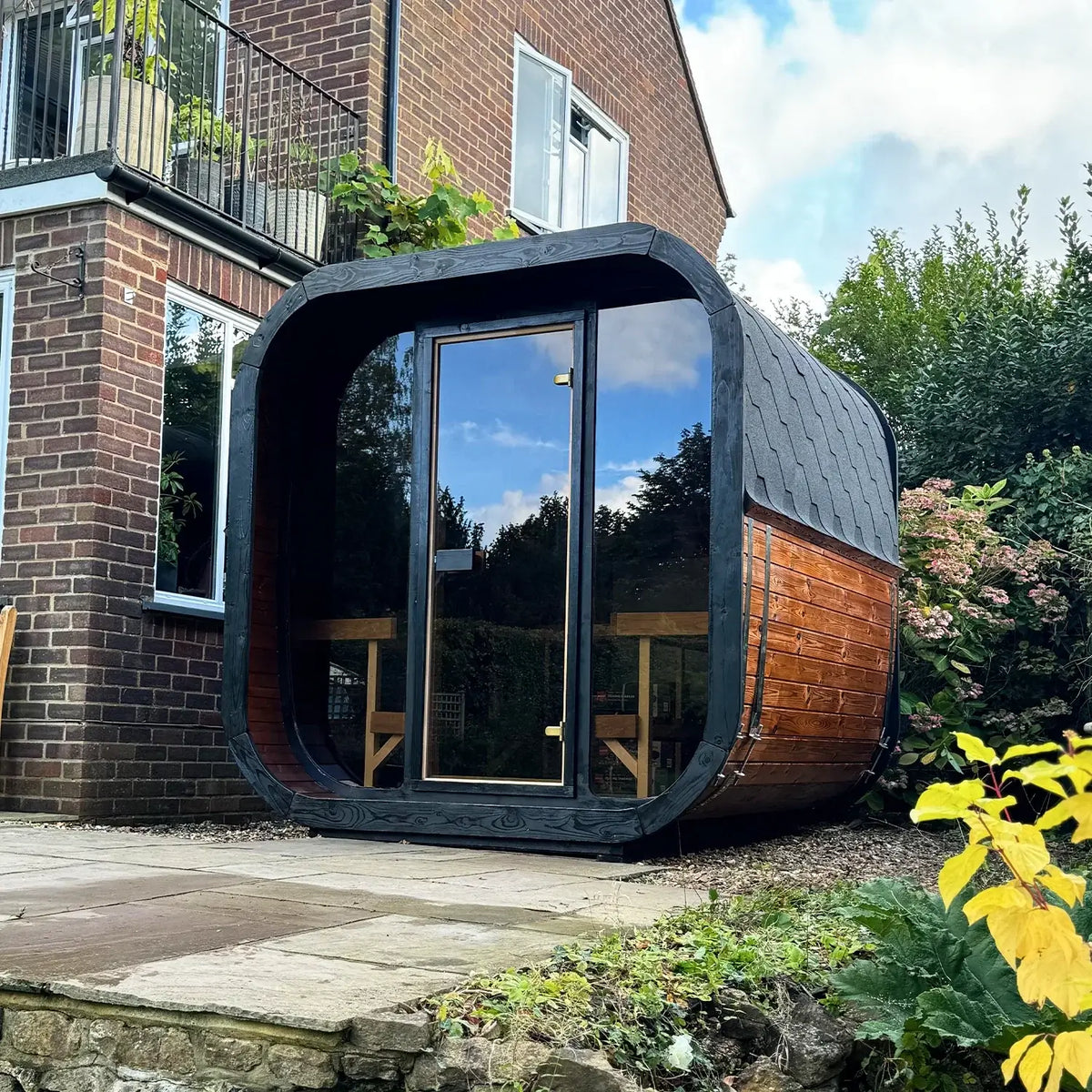 SaunaLife CL7G 6-Person Cube-Series Outdoor Sauna Kit