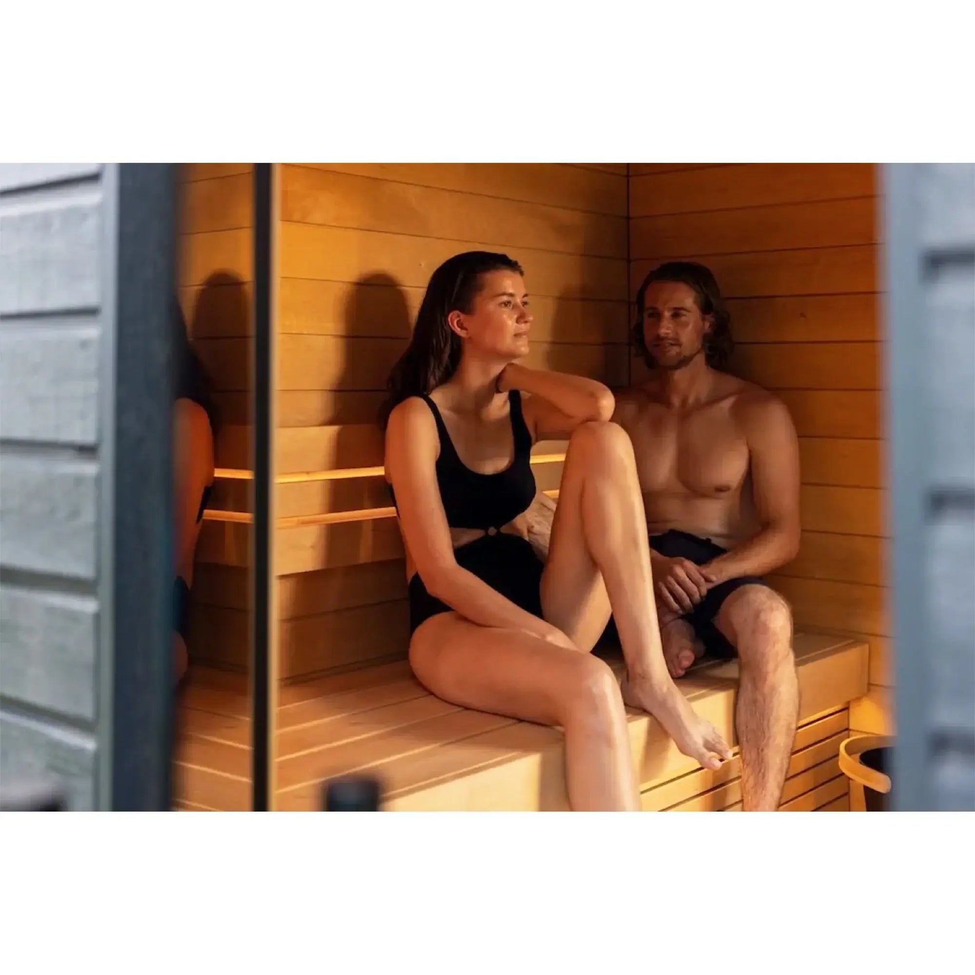 SaunaLife G6 5-Person Pre-Assembled Outdoor Sauna