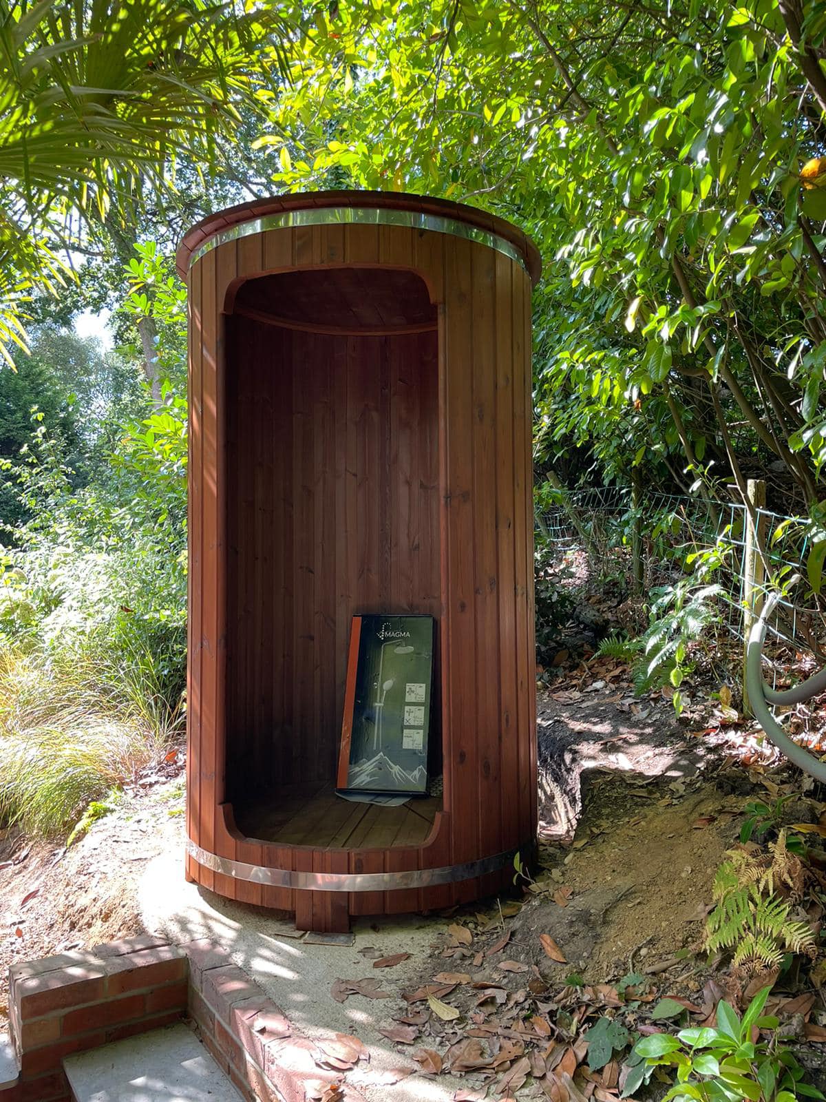 Saunalife R3 Outdoor Barrel Shower