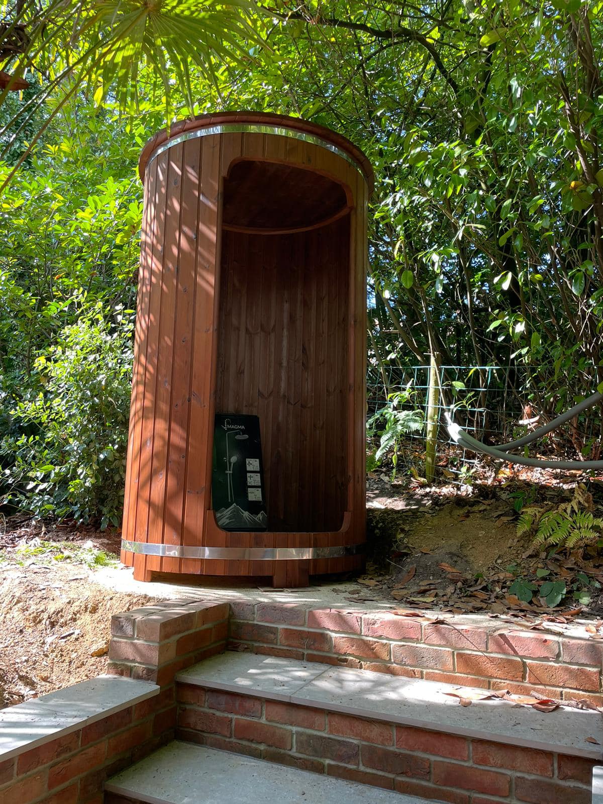 Saunalife R3 Outdoor Barrel Shower