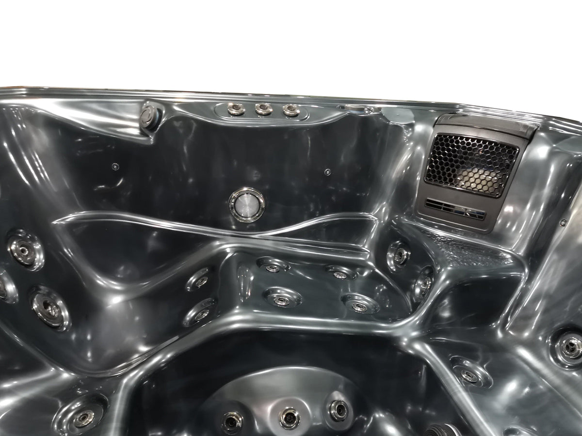 Platinum Spas Venezia 32 Amp 6 Person Hot Tub