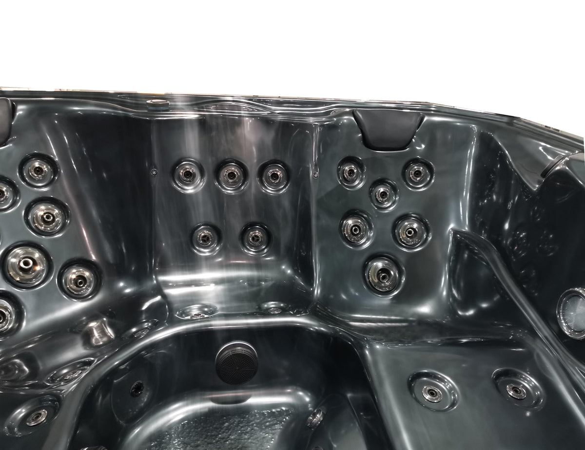 Platinum Spas Venezia 32 Amp 6 Person Hot Tub - Nuovo Luxury