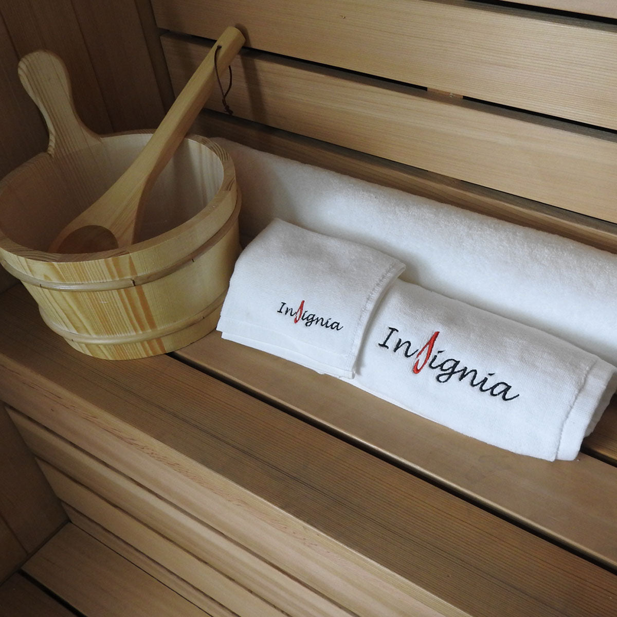 Insignia Traditional Outdoor 4-Person Sauna 2m x 2m w/ Bluetooth Speakers